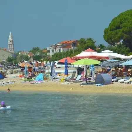 2 Mit Schwimmbad Und Garten By Interhome Apartment